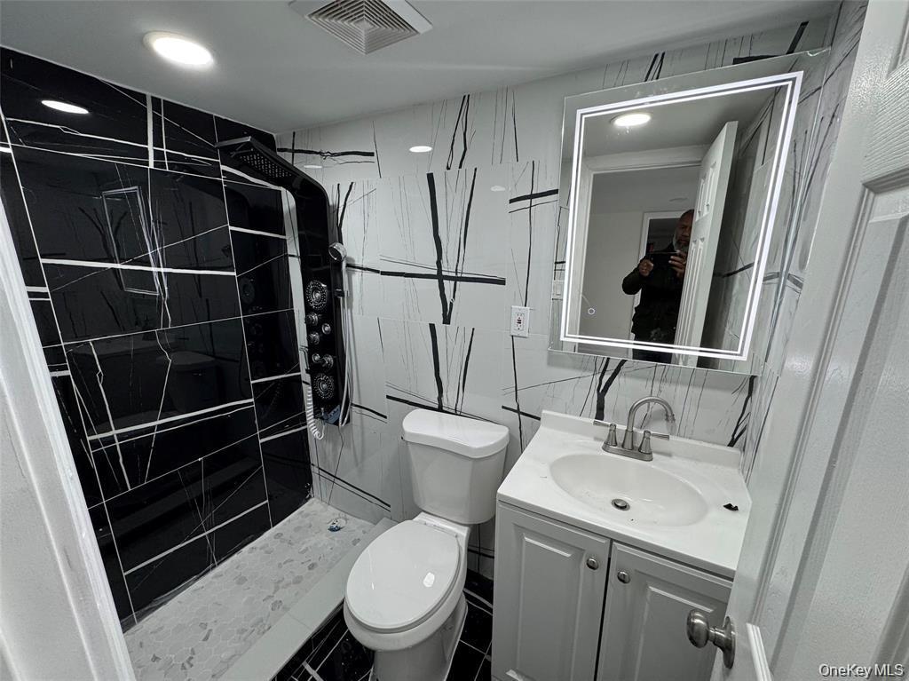 Single Family Avenue K  Brooklyn, NY 11236, MLS-989222-10