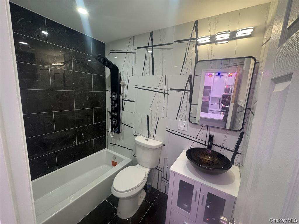 Single Family Avenue K  Brooklyn, NY 11236, MLS-989222-16