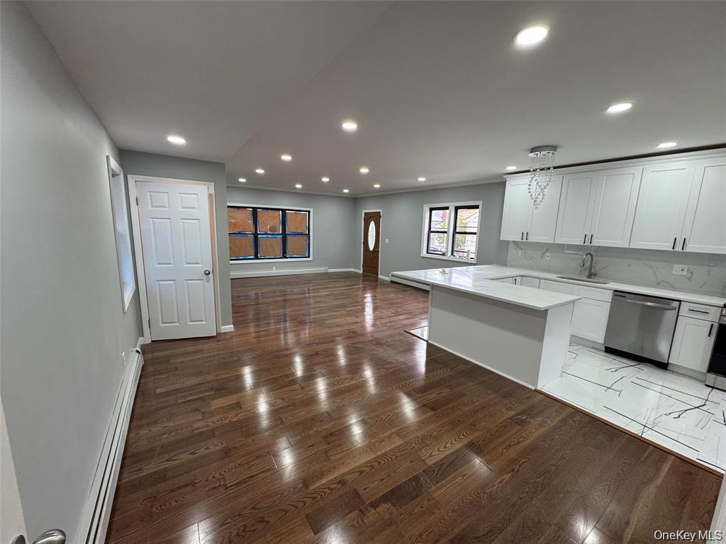 Single Family Avenue K  Brooklyn, NY 11236, MLS-989222-17