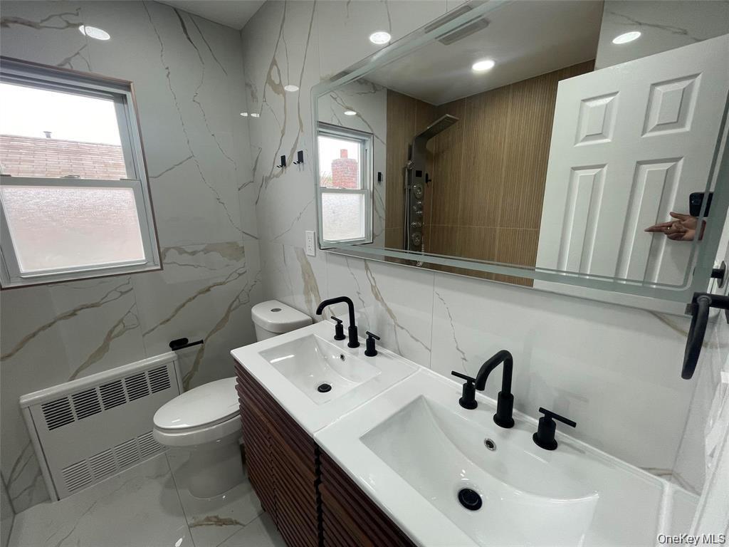 Single Family Avenue K  Brooklyn, NY 11236, MLS-989222-5