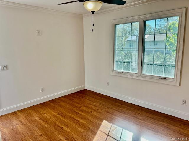 Single Family Broadway Greenlawn  Suffolk County, NY 11743, MLS-989264-19