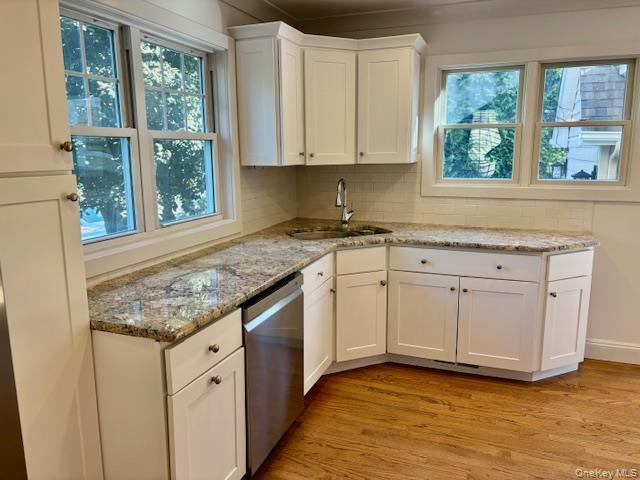 Single Family Broadway Greenlawn  Suffolk County, NY 11743, MLS-989264-7