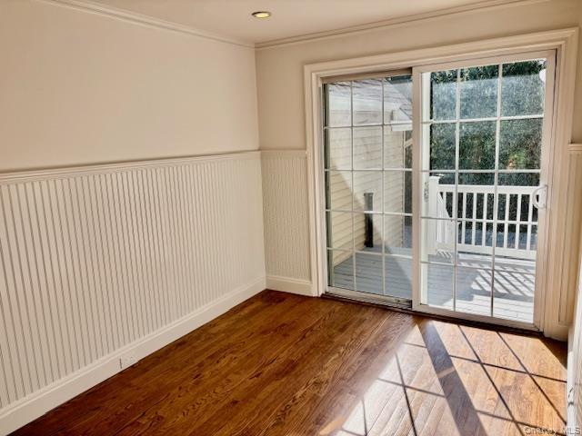 Single Family Broadway Greenlawn  Suffolk County, NY 11743, MLS-989264-9