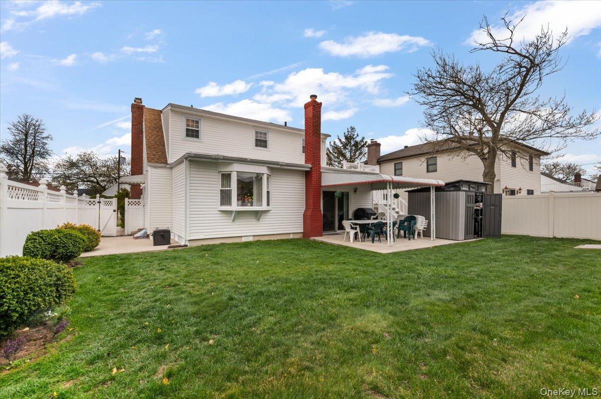 Single Family Tulip  Nassau County, NY 11510, MLS-989280-27