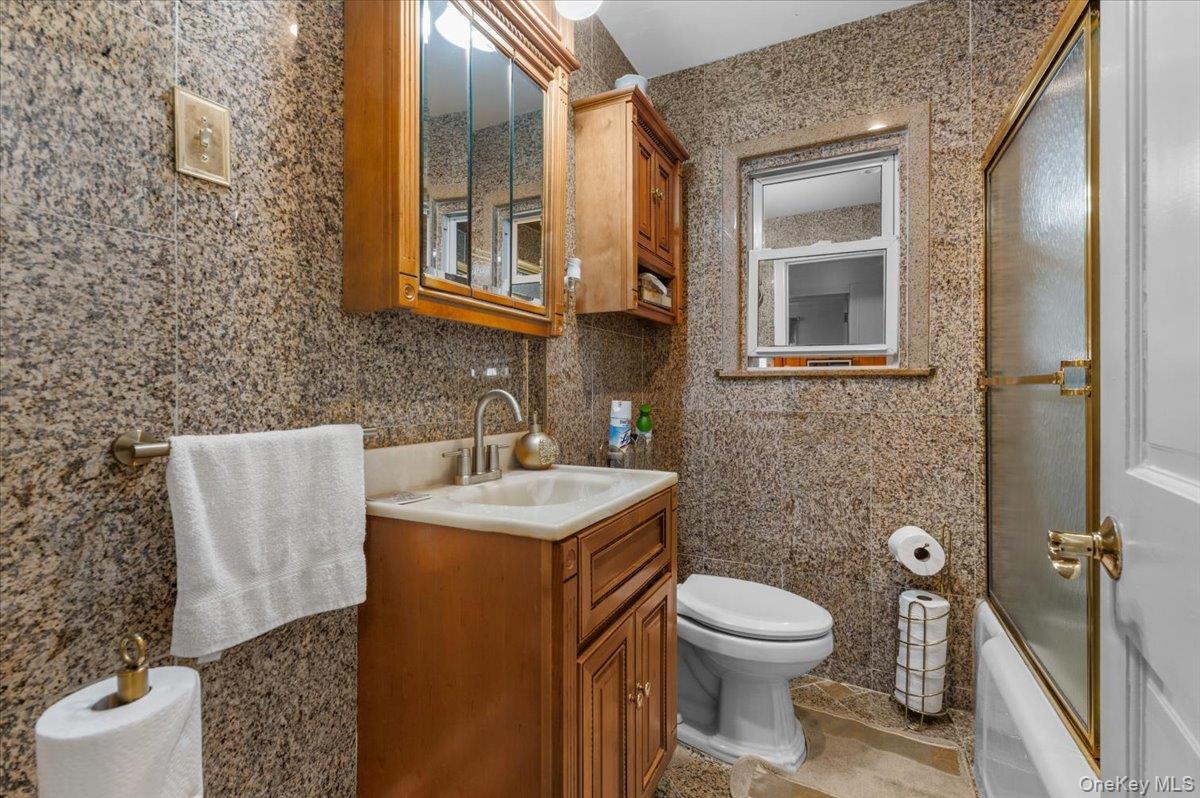 Single Family Tulip  Nassau County, NY 11510, MLS-989280-7
