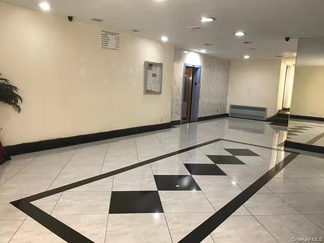 Coop 41st Ave  Queens, NY 11355, MLS-989281-2