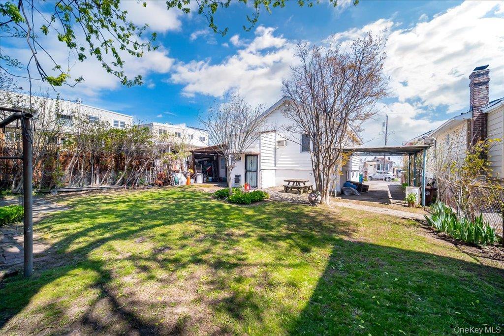 Single Family Husson  Bronx, NY 10473, MLS-989288-23