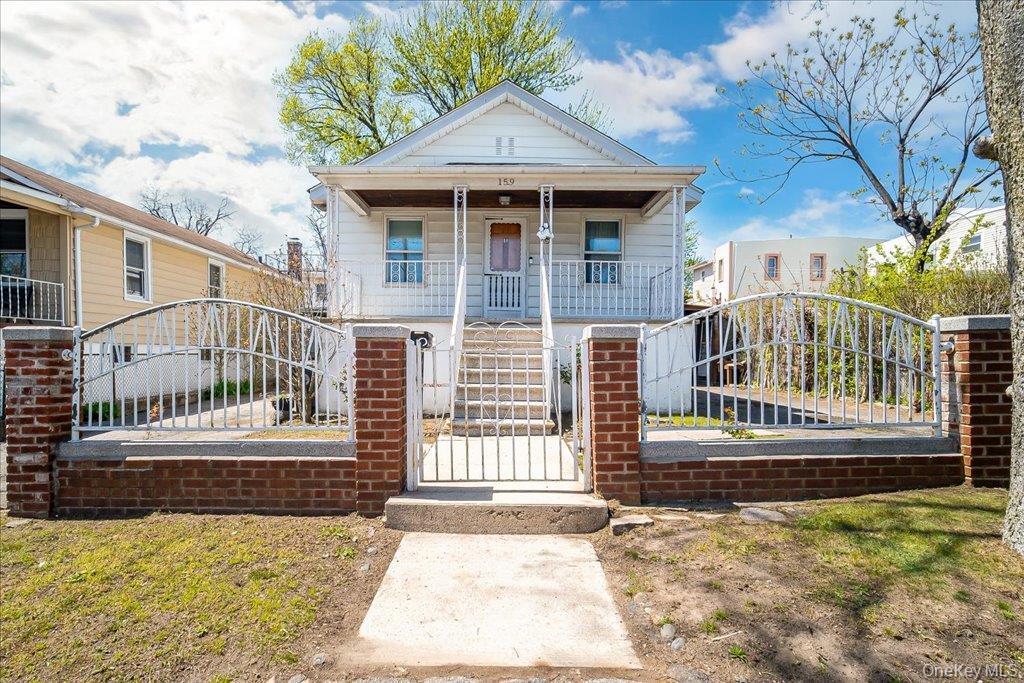 Single Family Husson  Bronx, NY 10473, MLS-989288-25