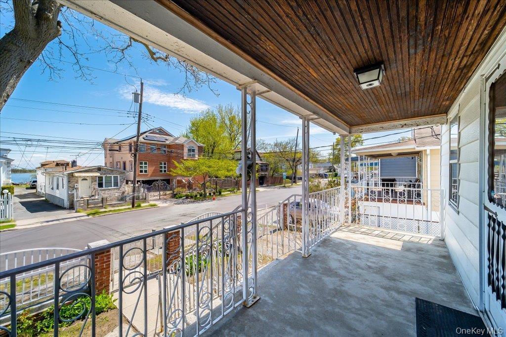 Single Family Husson  Bronx, NY 10473, MLS-989288-4