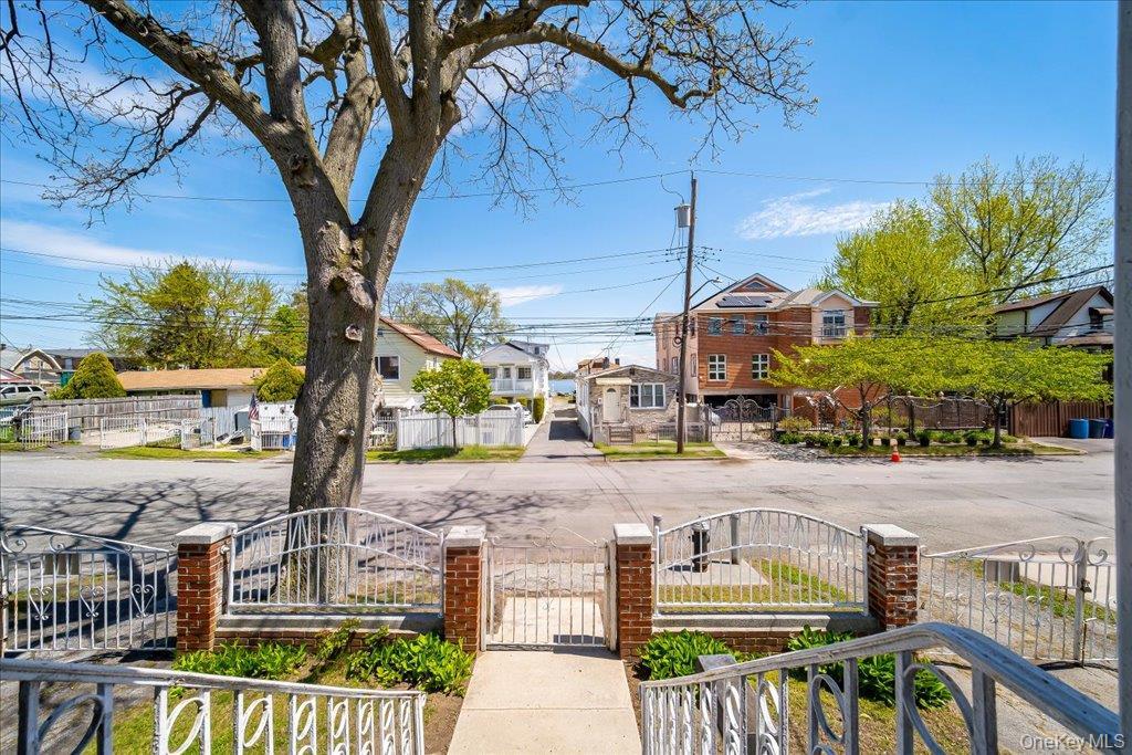 Single Family Husson  Bronx, NY 10473, MLS-989288-5