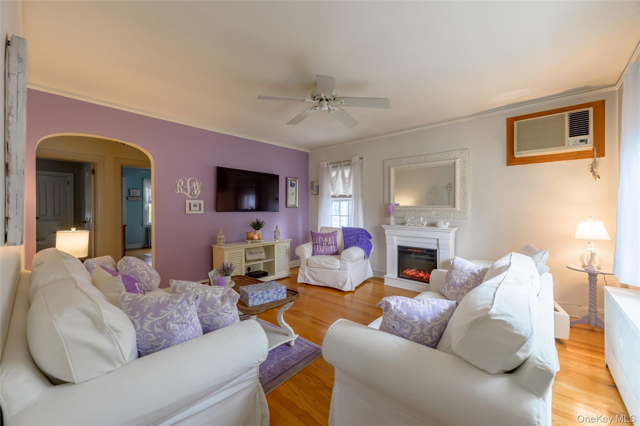 Single Family James  Nassau County, NY 11010, MLS-989289-11