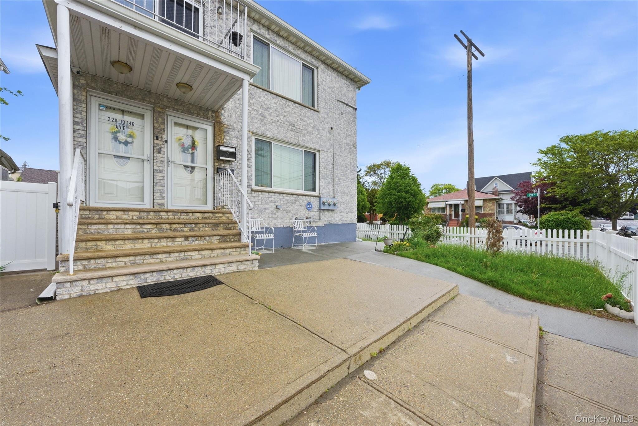 Single Family 146th Avenue Queens, NY 11413, MLS-989349-4