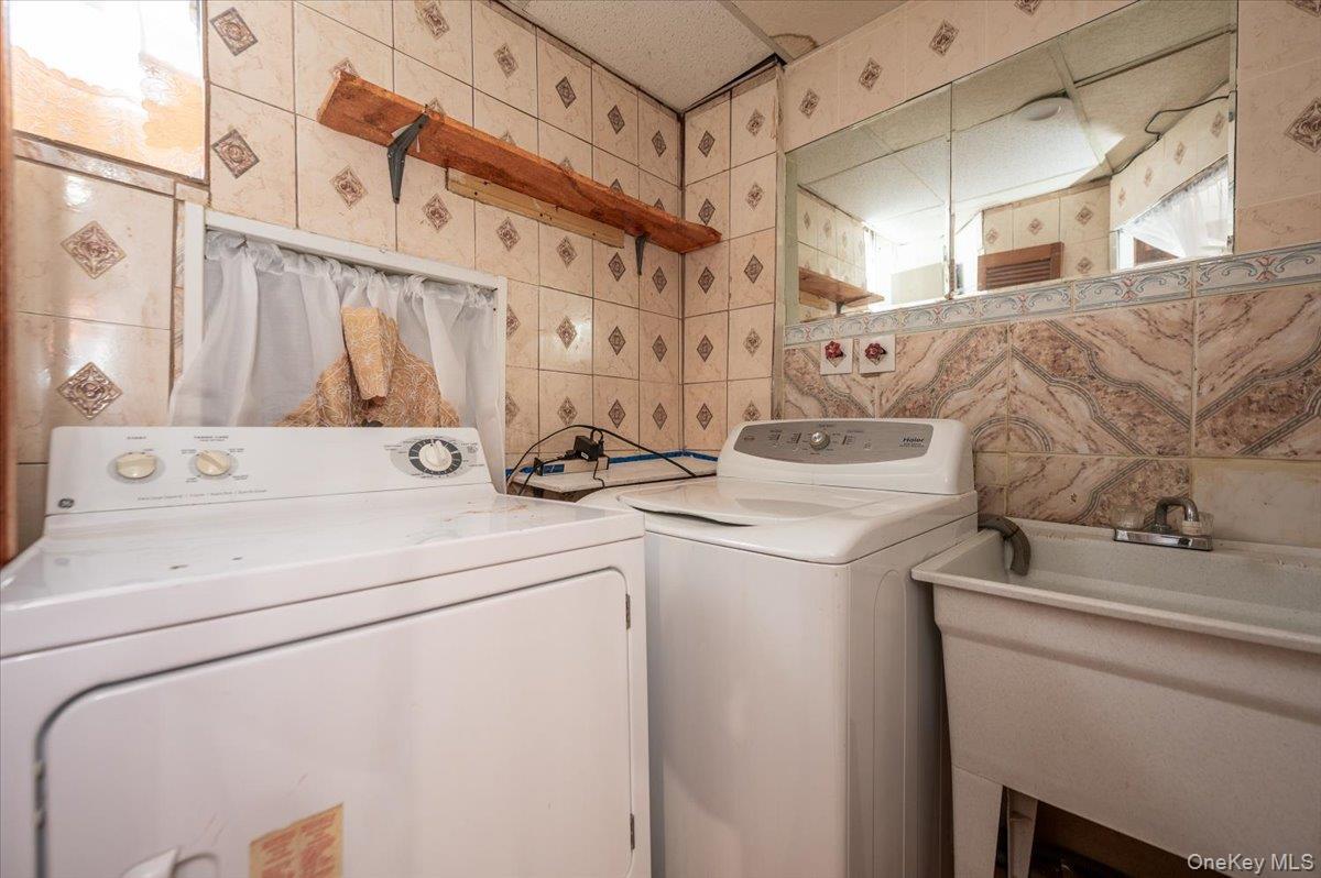 Single Family 227th  Queens, NY 11413, MLS-989354-18