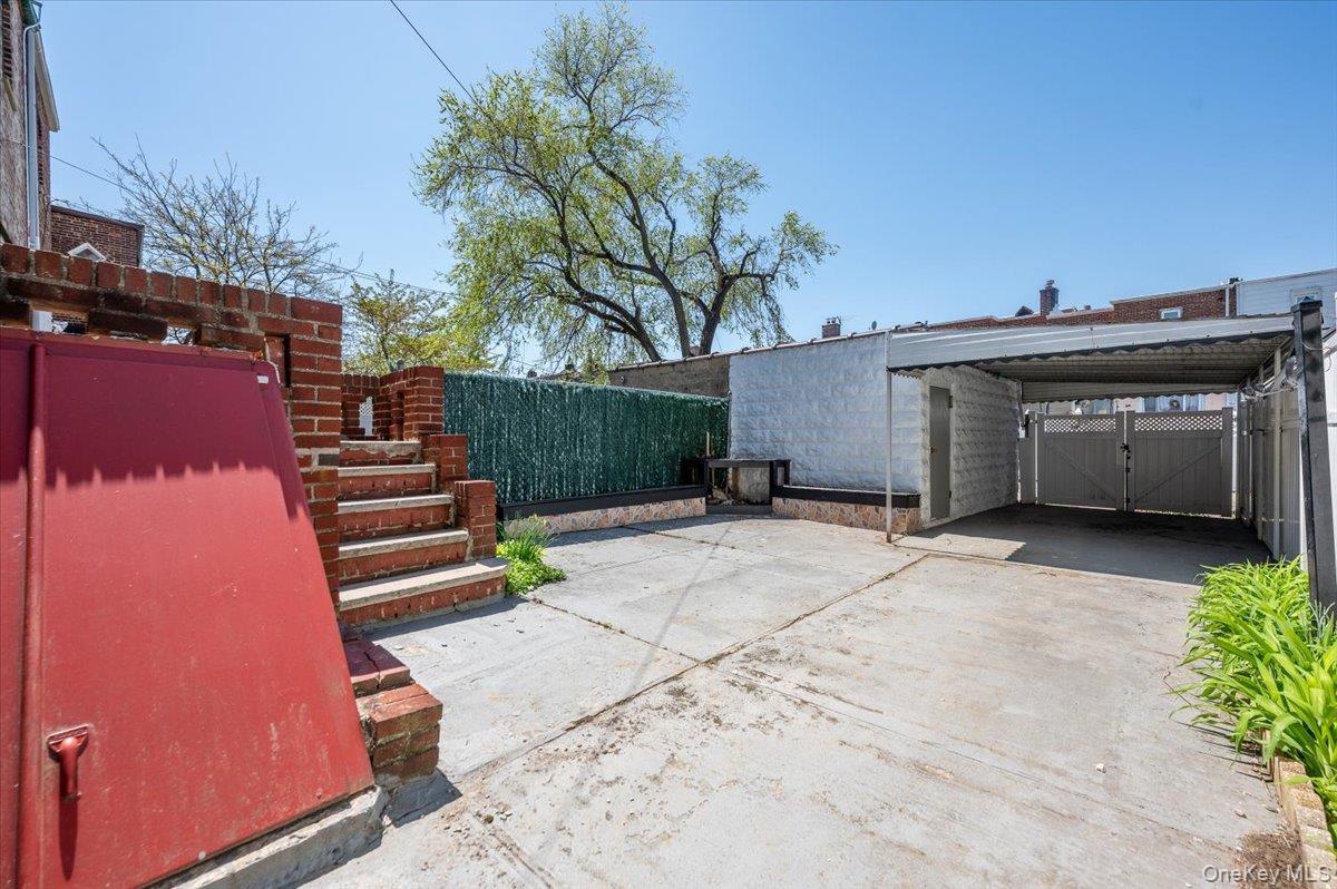 Single Family 227th  Queens, NY 11413, MLS-989354-24
