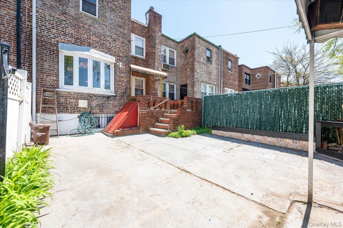 Single Family 227th  Queens, NY 11413, MLS-989354-25