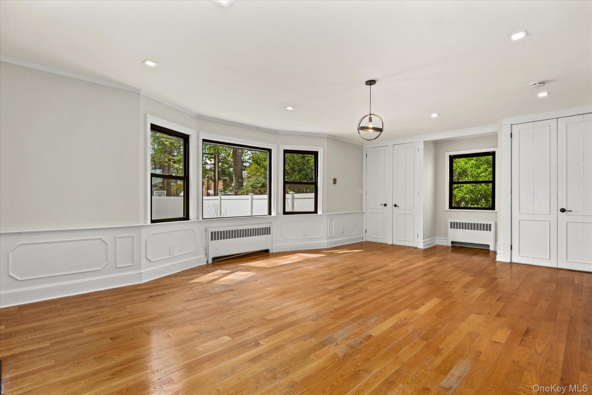 Single Family Brook Lane Nassau County, NY 11023, MLS-989357-10