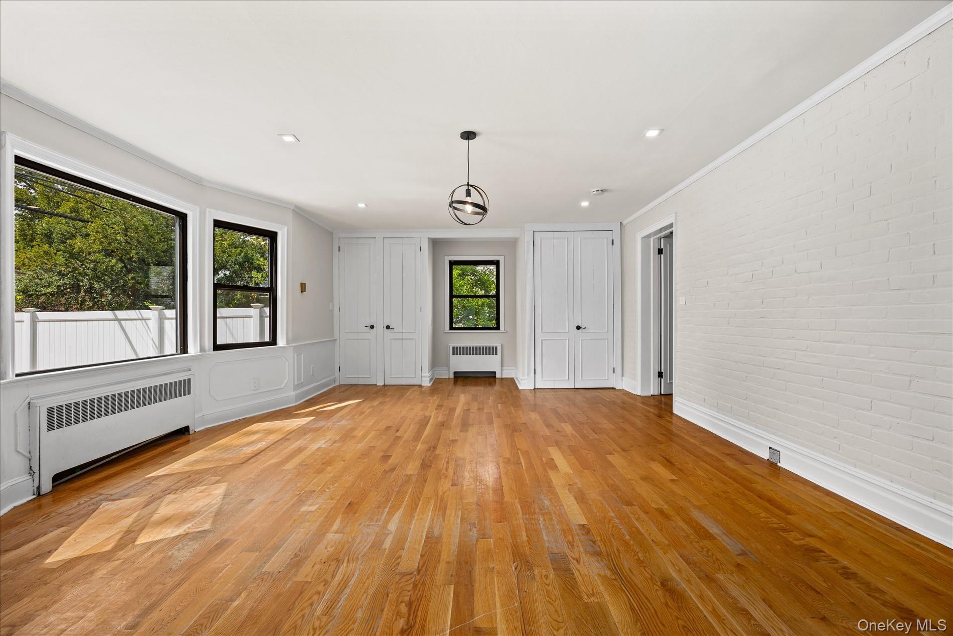 Single Family Brook Lane Nassau County, NY 11023, MLS-989357-11