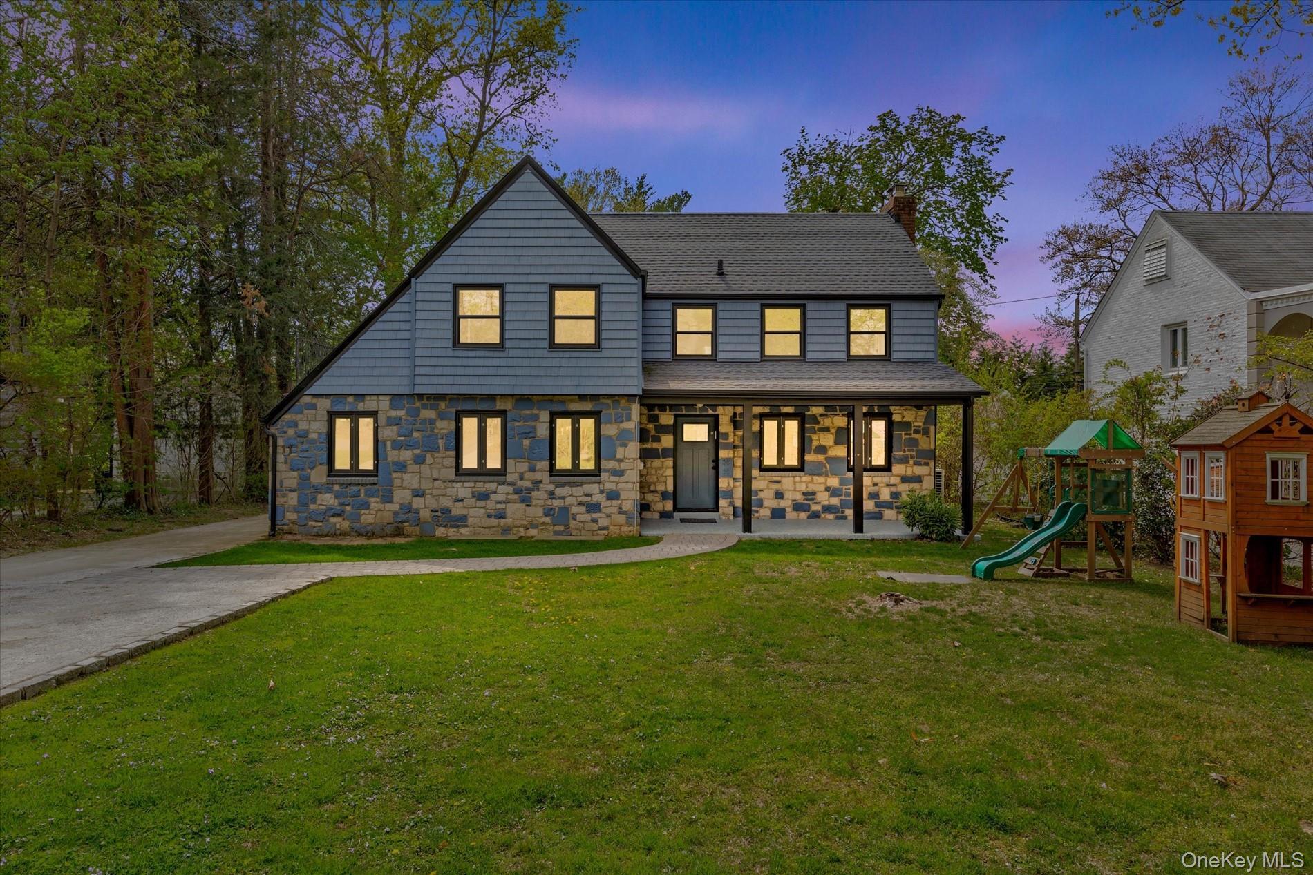 Single Family Brook Lane Nassau County, NY 11023, MLS-989357-2