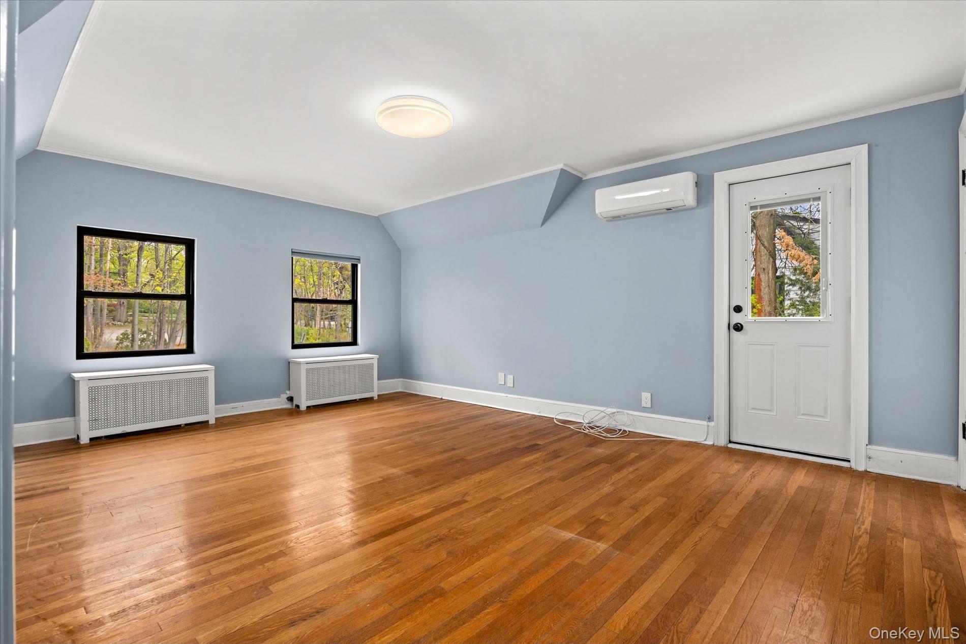 Single Family Brook Lane Nassau County, NY 11023, MLS-989357-21