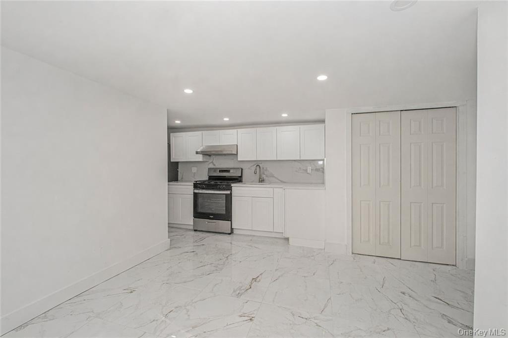 Single Family Brooklyn  Brooklyn, NY 11203, MLS-989360-24