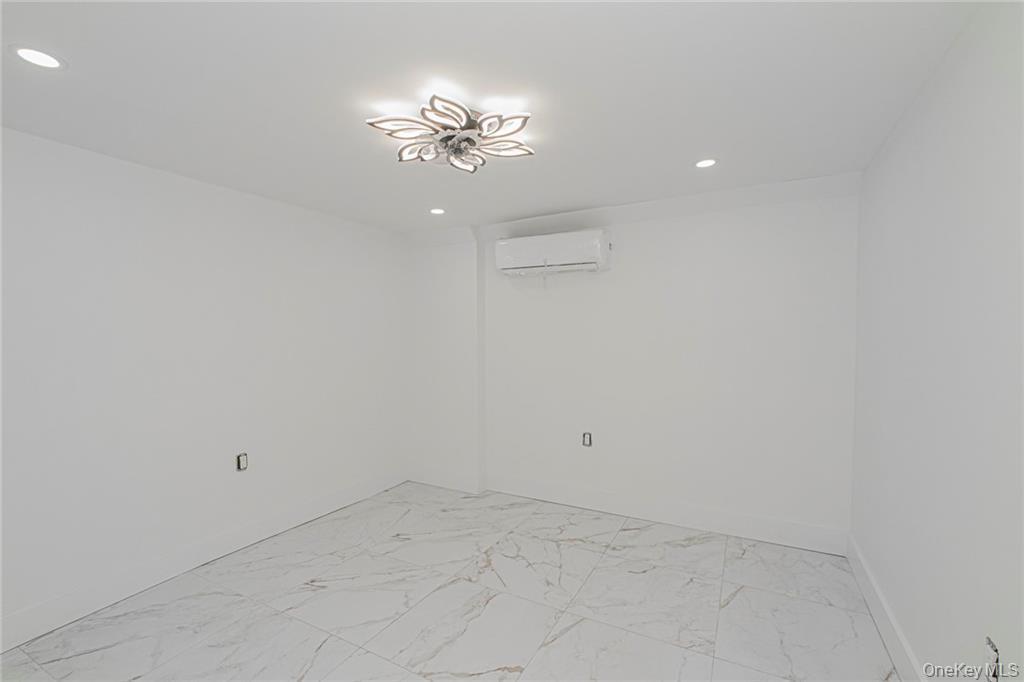 Single Family Brooklyn  Brooklyn, NY 11203, MLS-989360-28