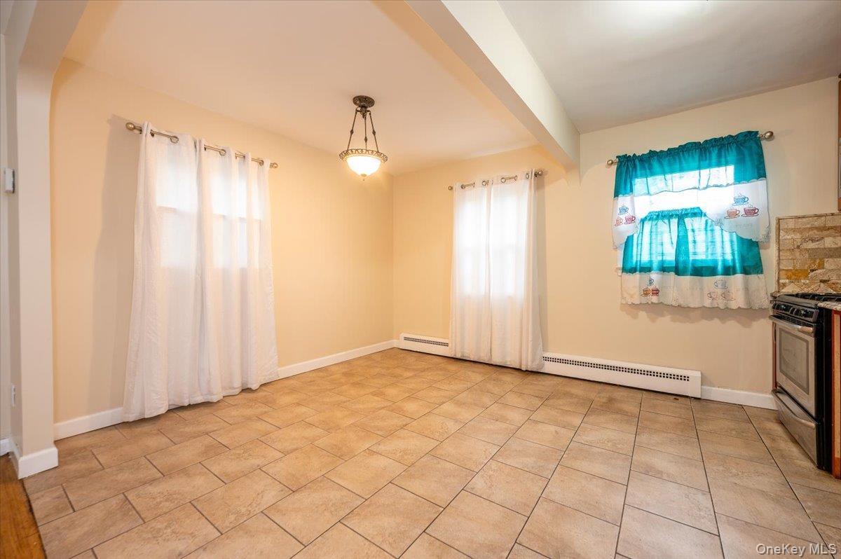 Single Family Magenta  Bronx, NY 10467, MLS-989370-5