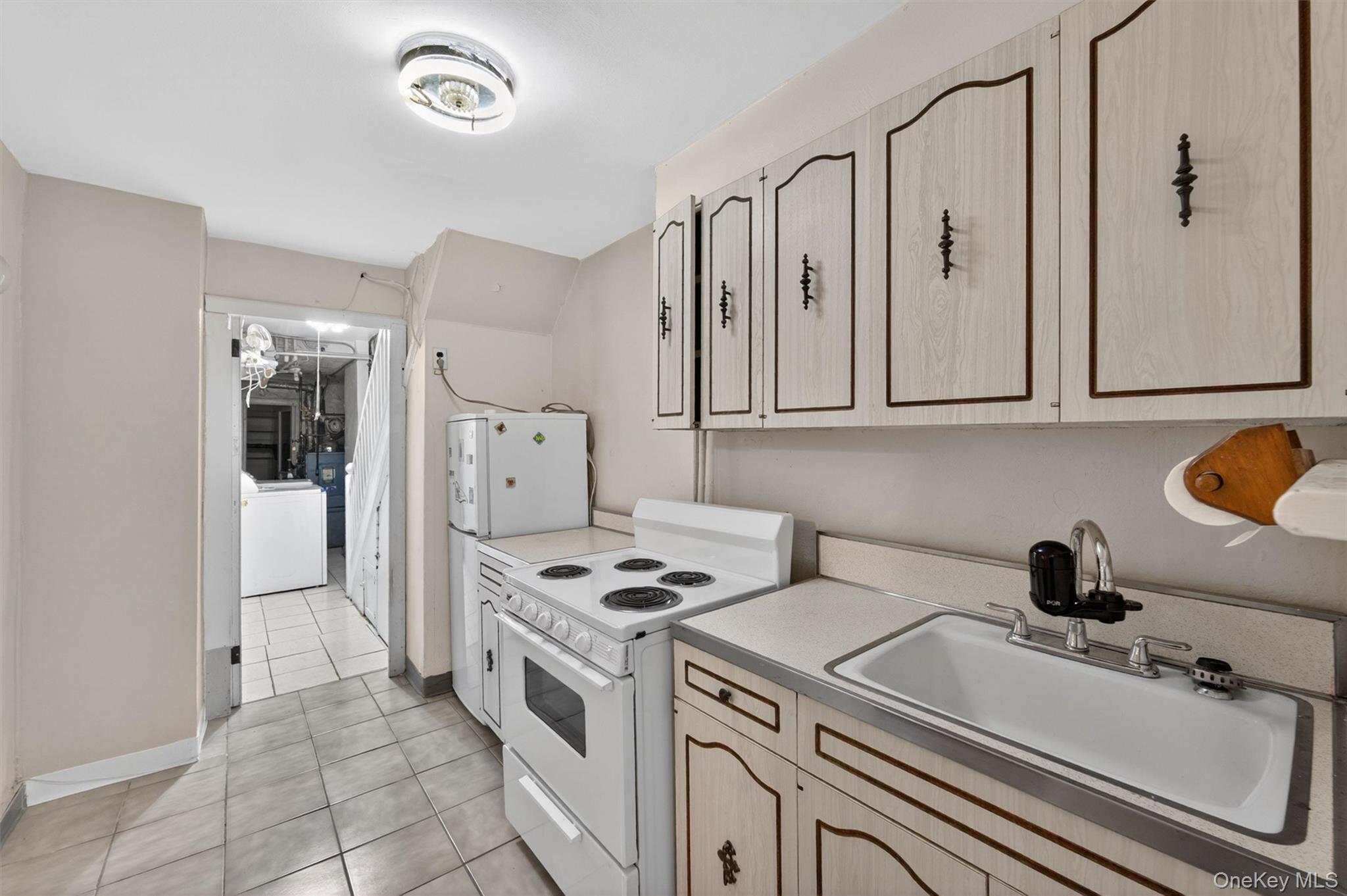 Single Family Edison  Bronx, NY 10465, MLS-989416-23