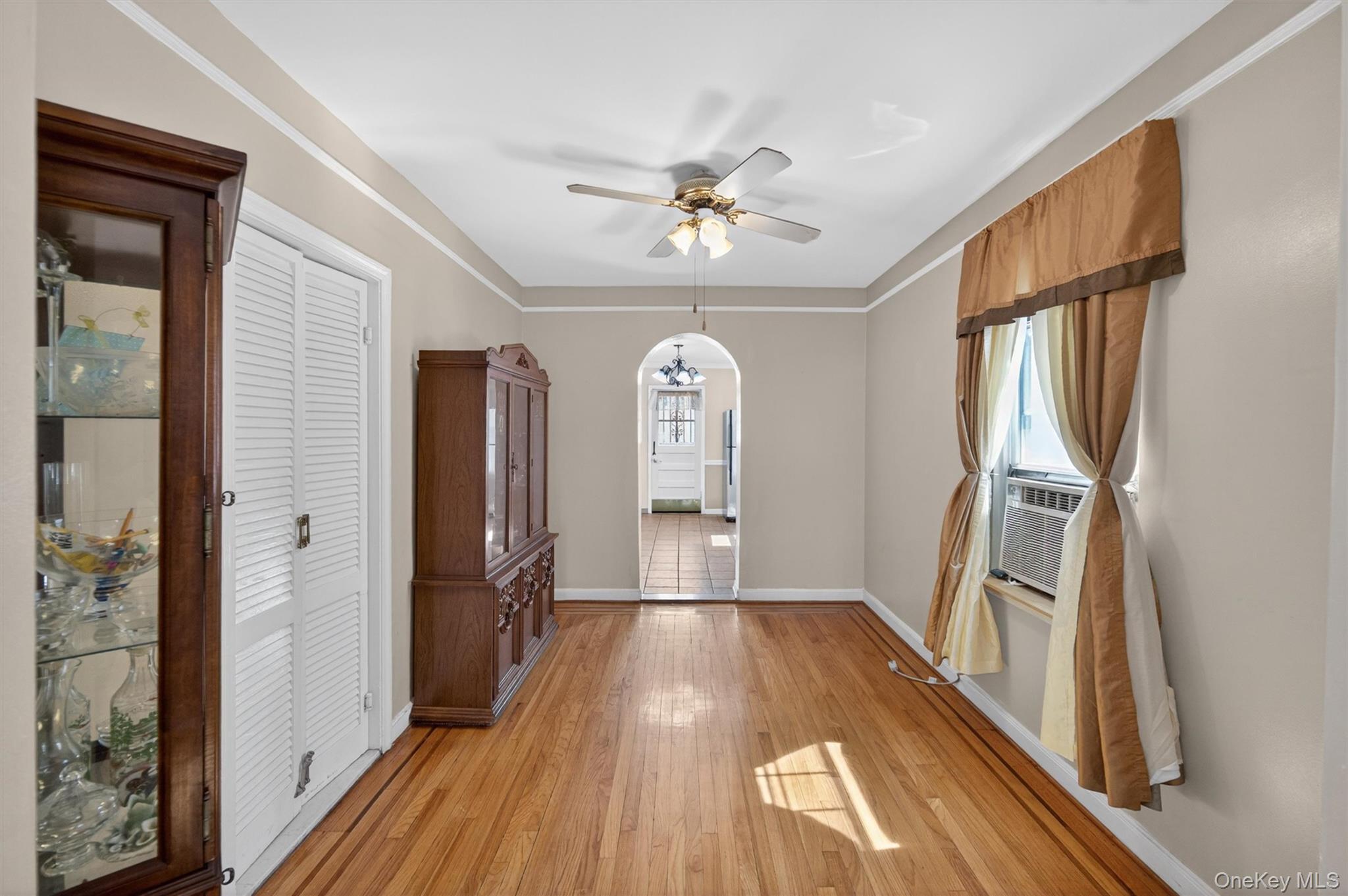 Single Family Edison  Bronx, NY 10465, MLS-989416-8