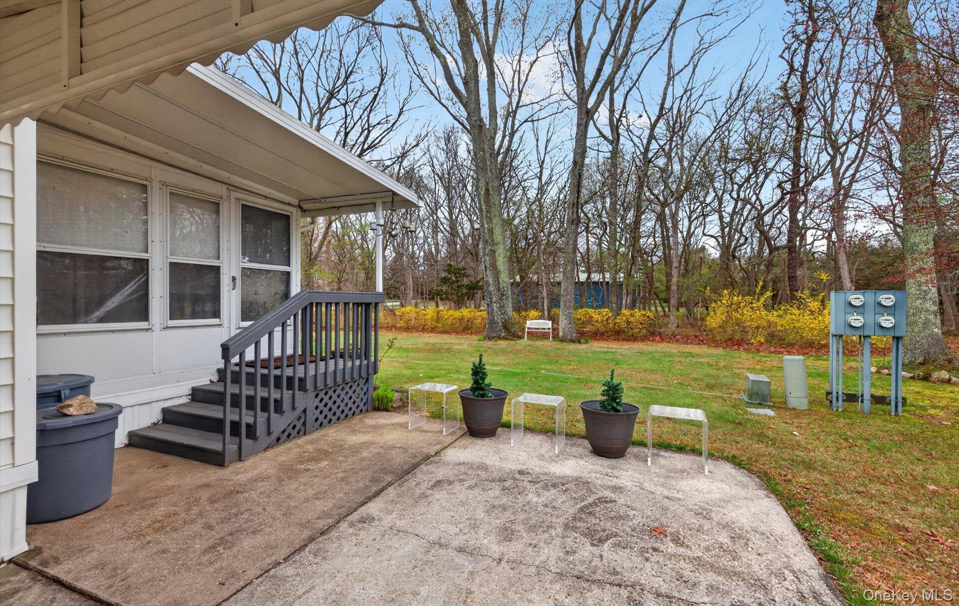 Single Family Fresh Pond Suffolk County, NY 11933, MLS-989474-23