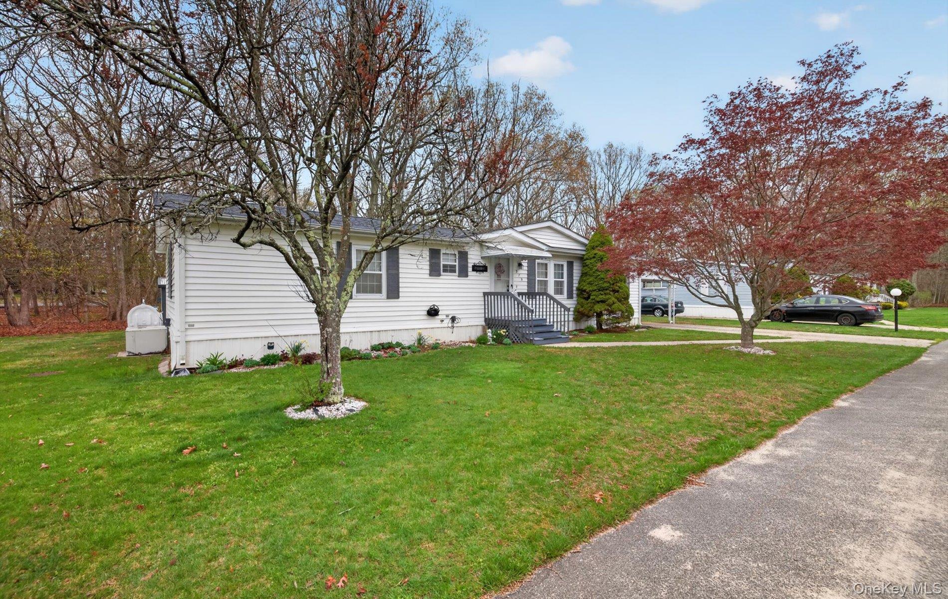 Single Family Fresh Pond Suffolk County, NY 11933, MLS-989474-29