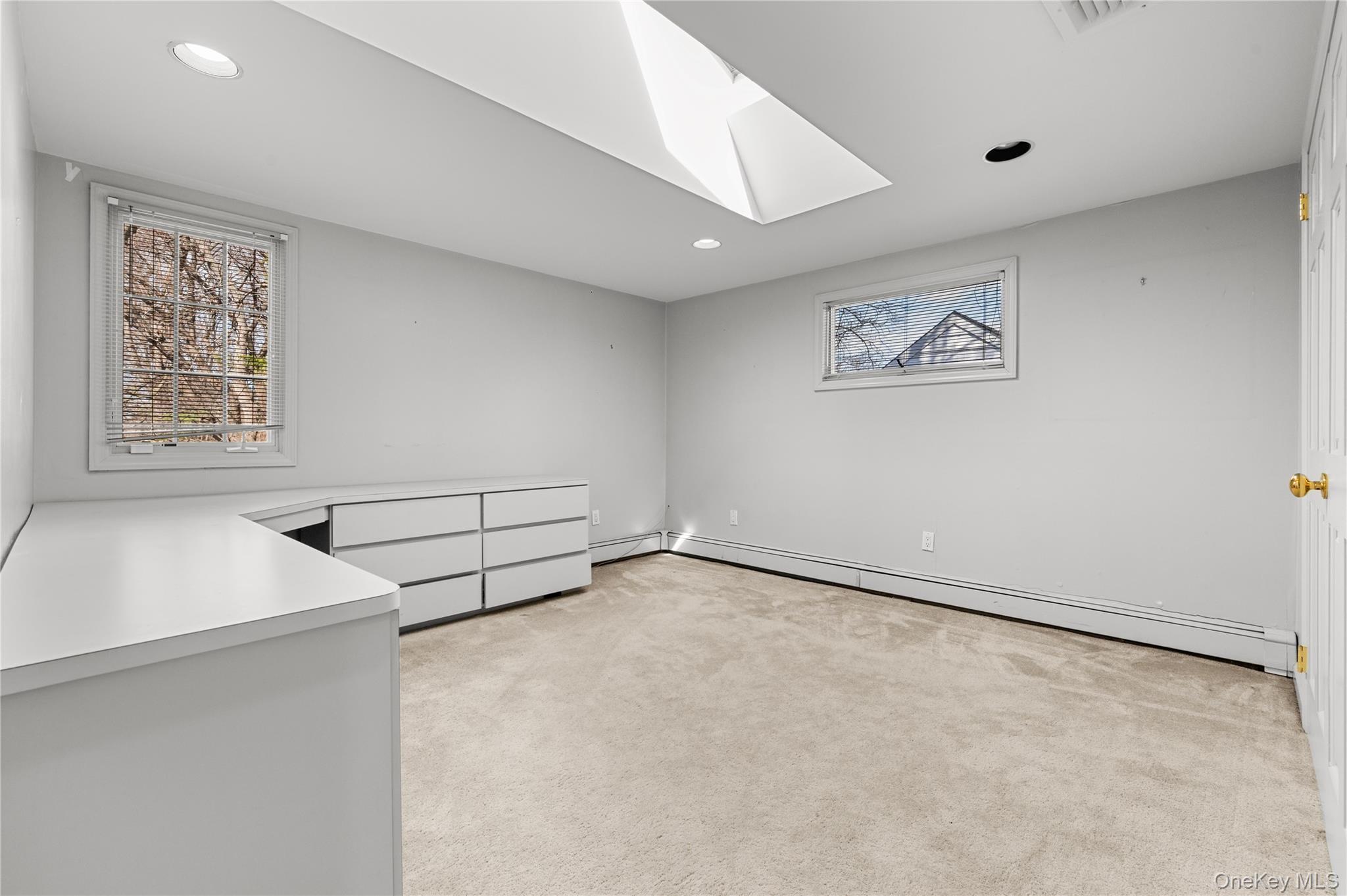 Single Family Hickory Hill  Nassau County, NY 11576, MLS-989479-16