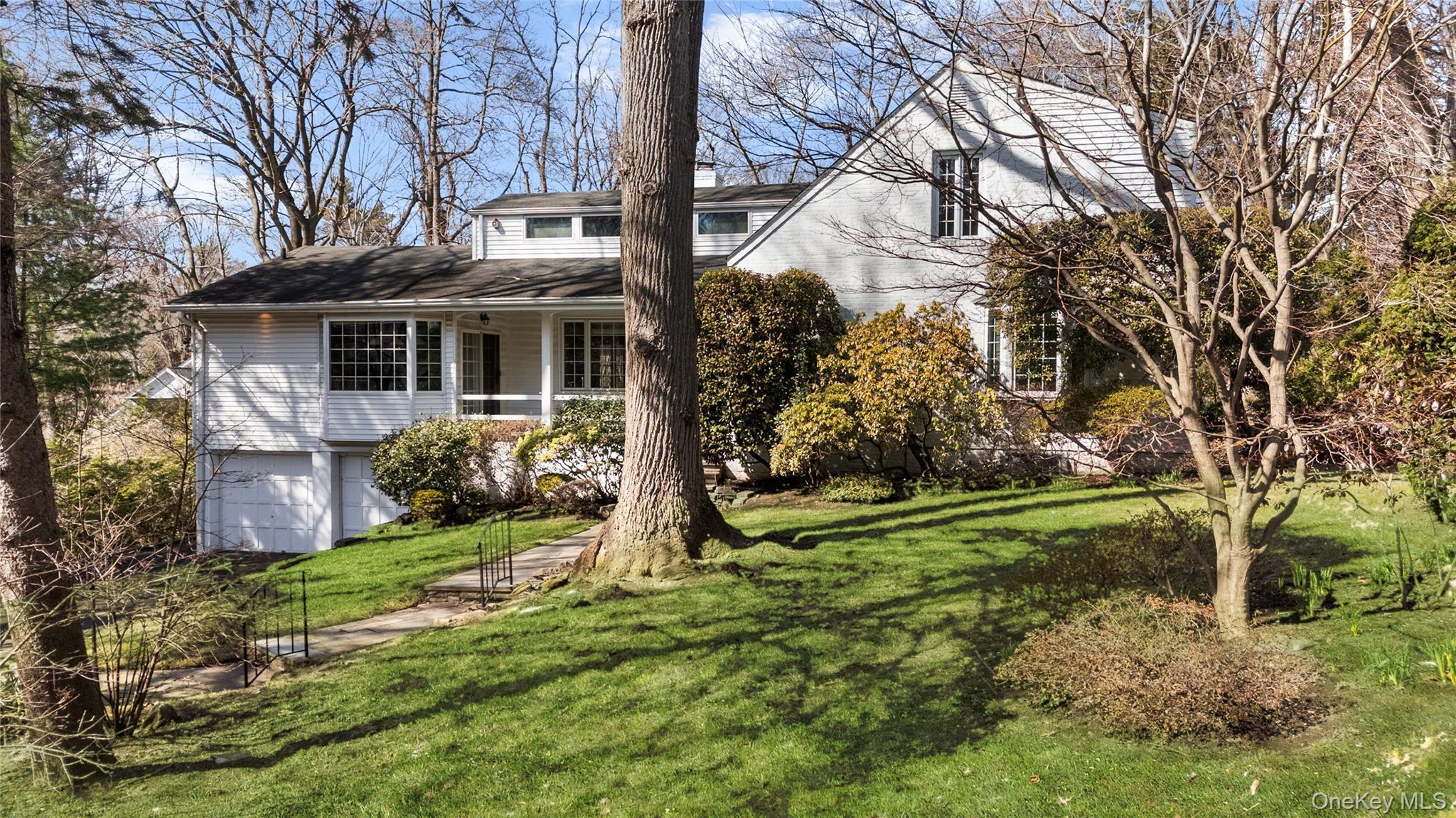 Single Family Hickory Hill  Nassau County, NY 11576, MLS-989479-2
