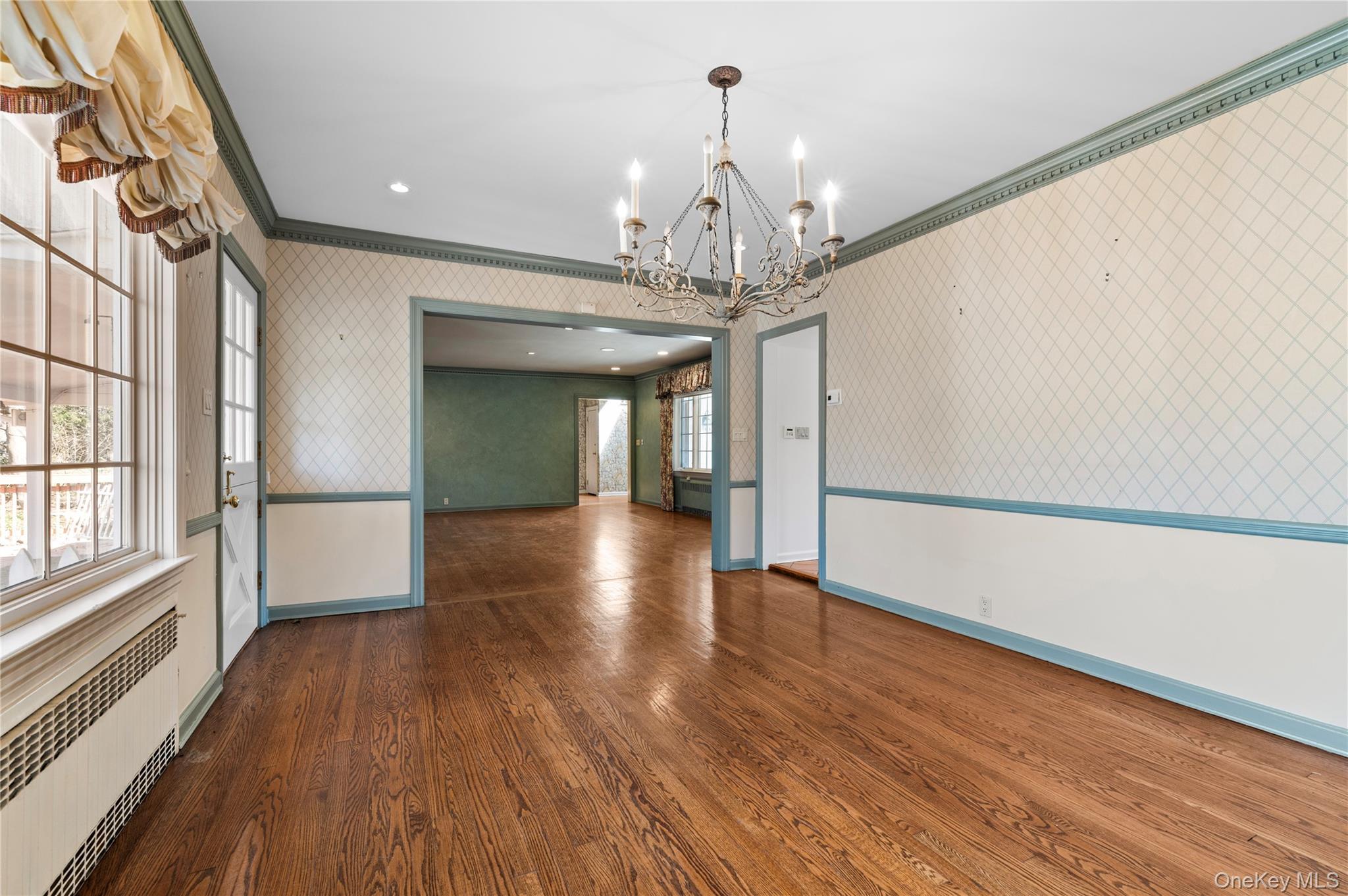 Single Family Hickory Hill  Nassau County, NY 11576, MLS-989479-9