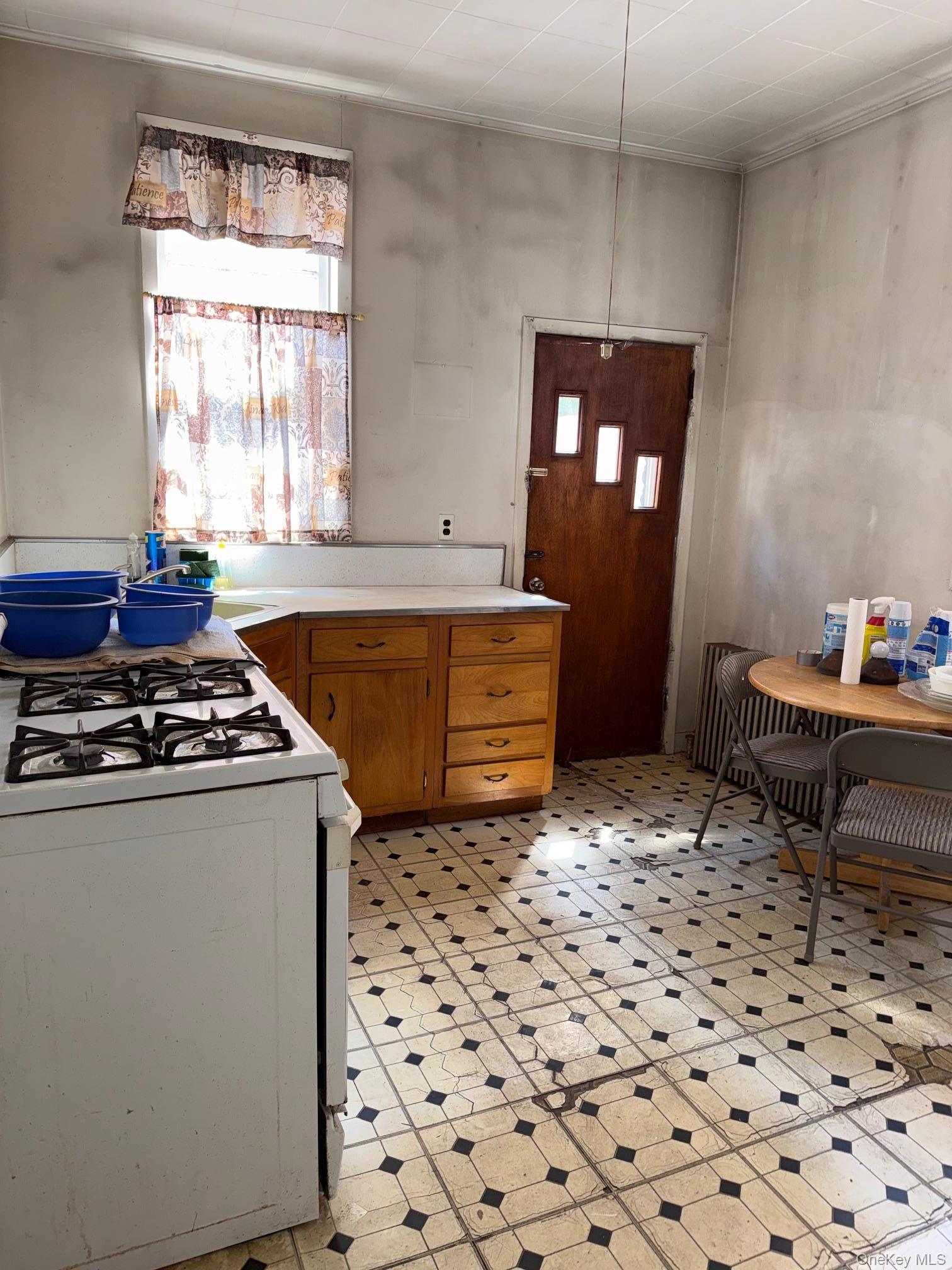 Single Family Saratoga  Westchester County, NY 10705, MLS-989482-5