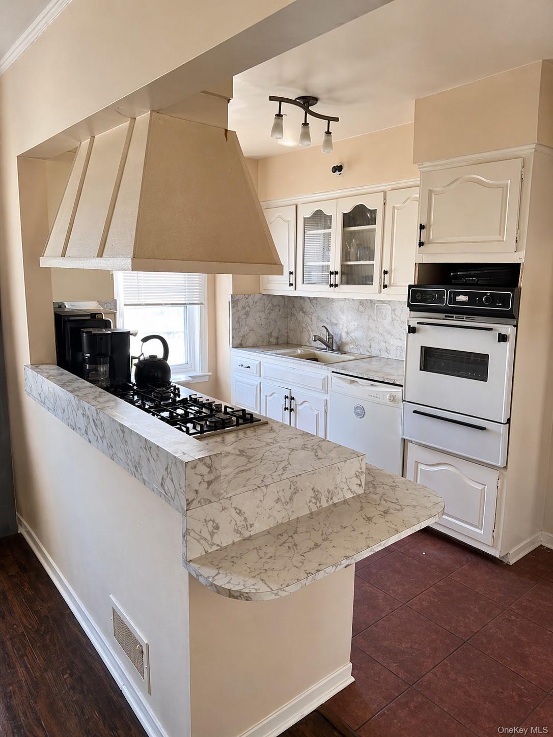 Single Family 206th Queens, NY 11364, MLS-989508-3