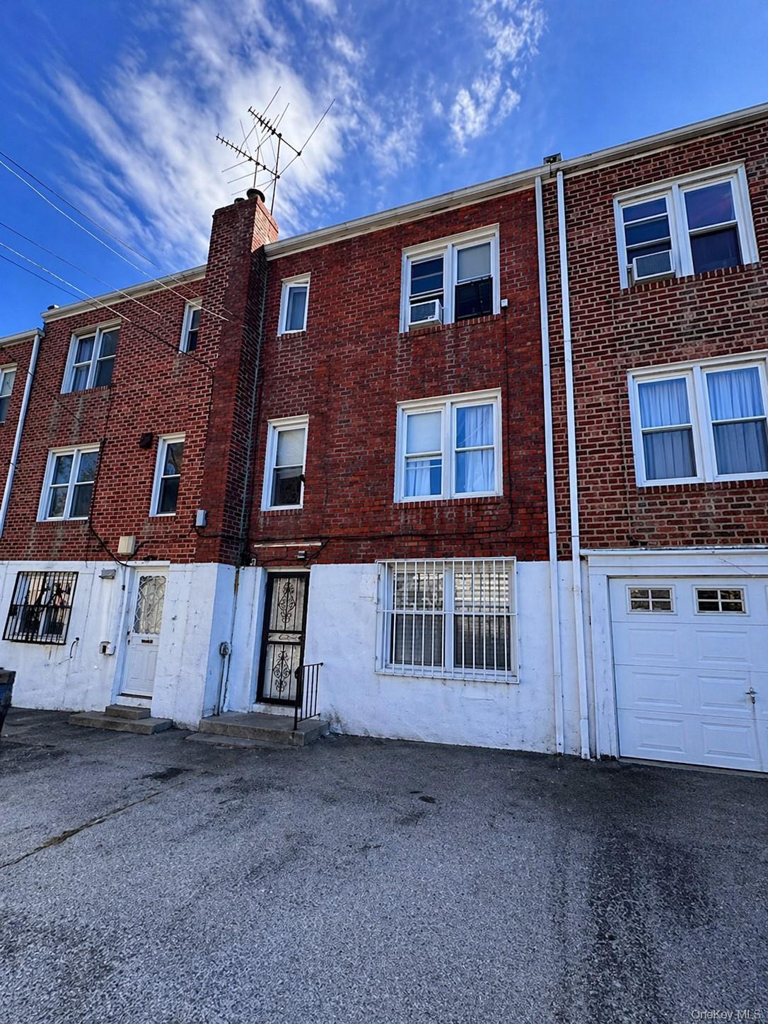 Single Family 206th Queens, NY 11364, MLS-989508-9