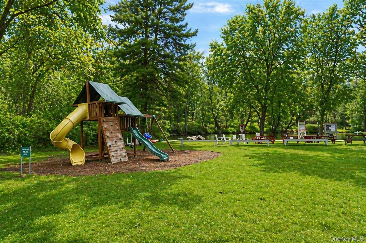 Single Family Carolyn  Westchester County, NY 10589, MLS-989526-24