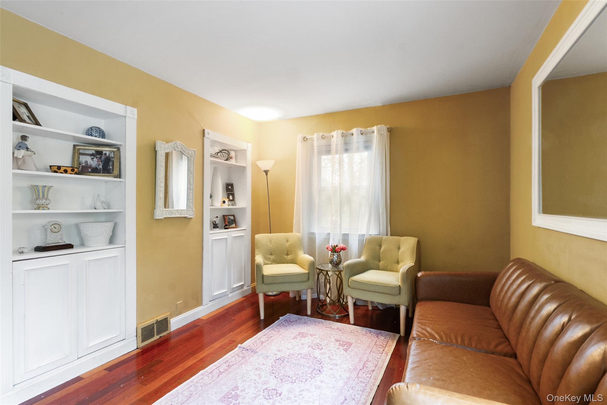 Single Family Carolyn  Westchester County, NY 10589, MLS-989526-9