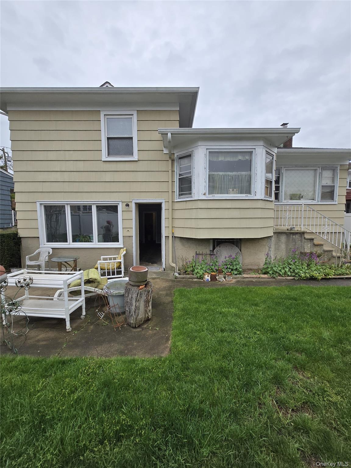 Single Family Bayswater  Queens, NY 11691, MLS-989563-3