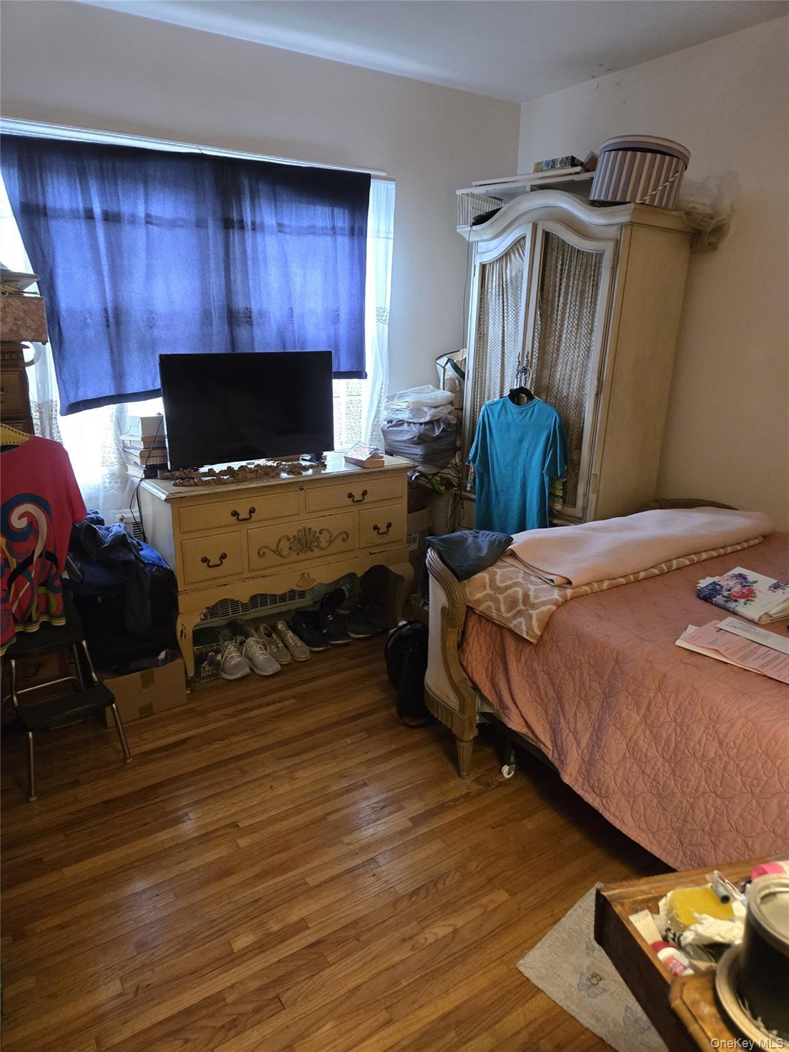 Single Family Bayswater  Queens, NY 11691, MLS-989563-5