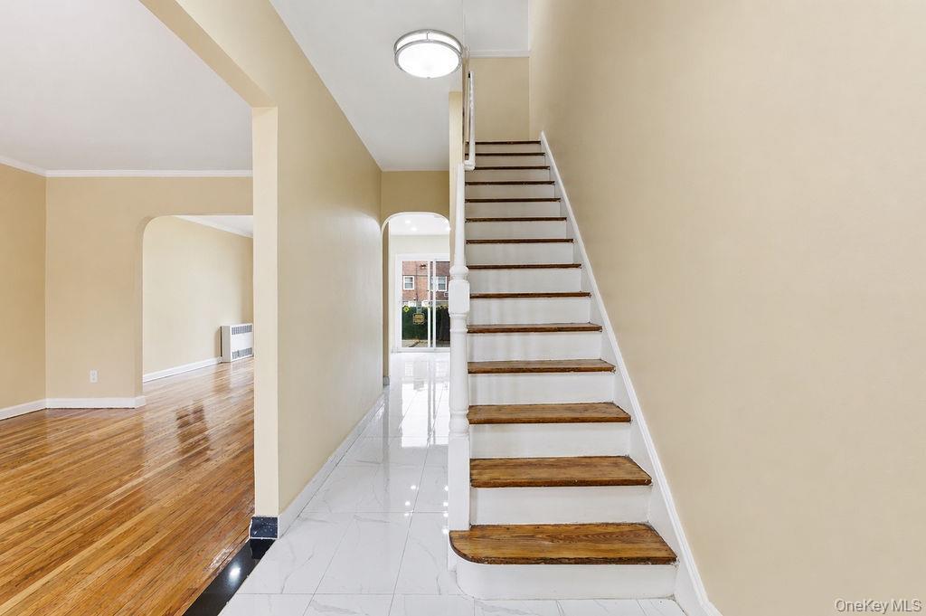 Single Family Fresh Meadow Queens, NY 11365, MLS-989565-3