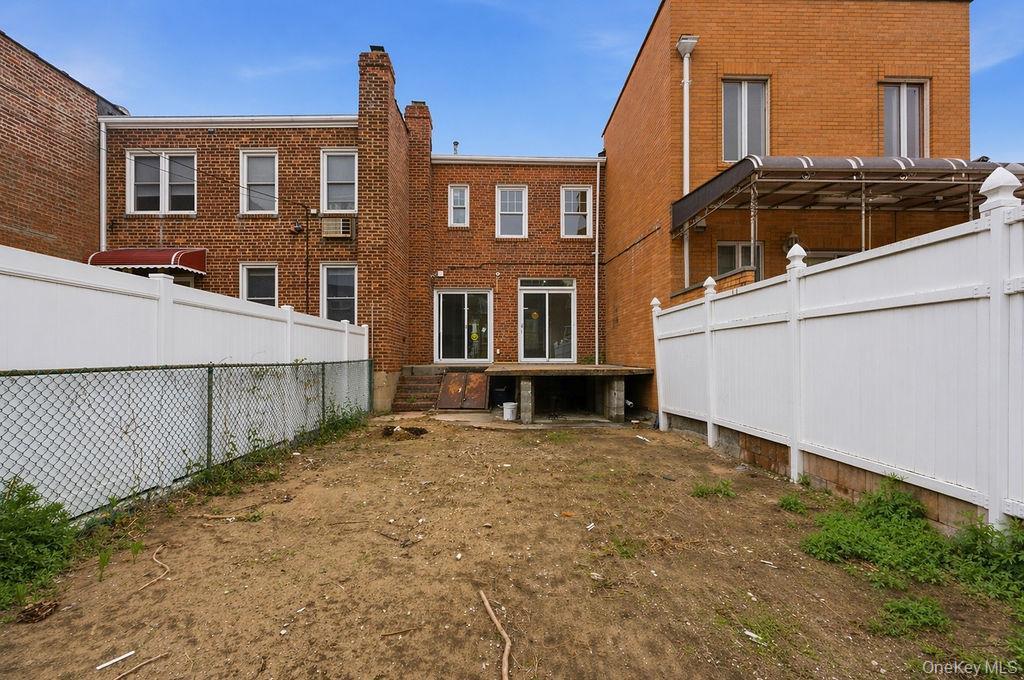 Single Family Fresh Meadow Queens, NY 11365, MLS-989565-35