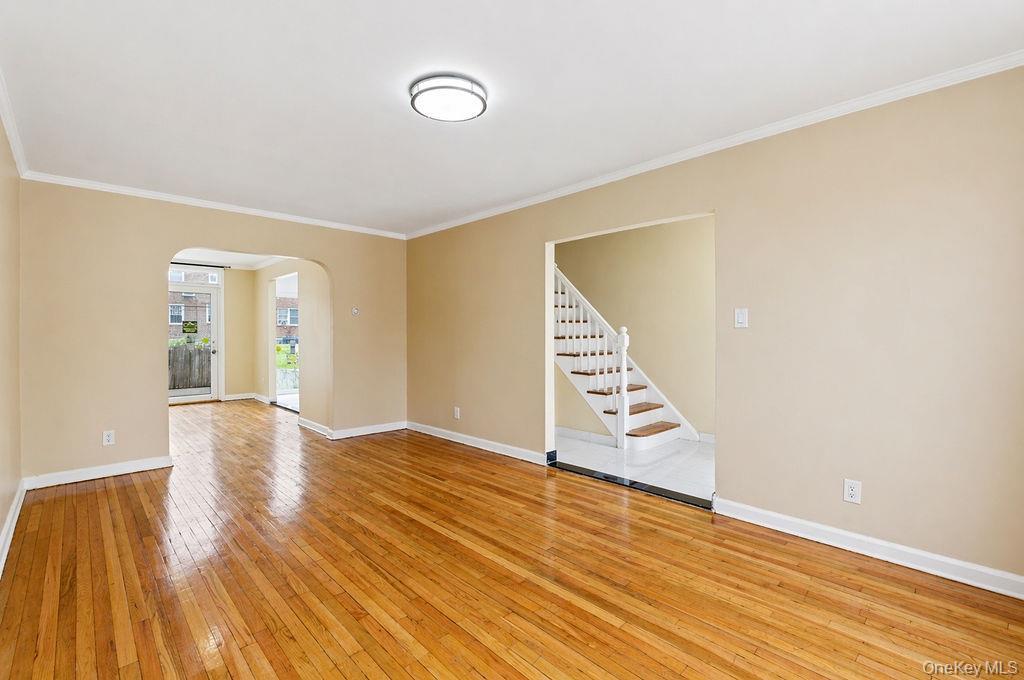 Single Family Fresh Meadow Queens, NY 11365, MLS-989565-5