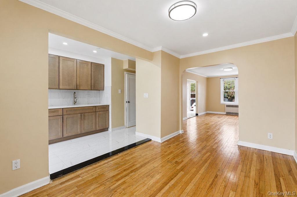 Single Family Fresh Meadow Queens, NY 11365, MLS-989565-8