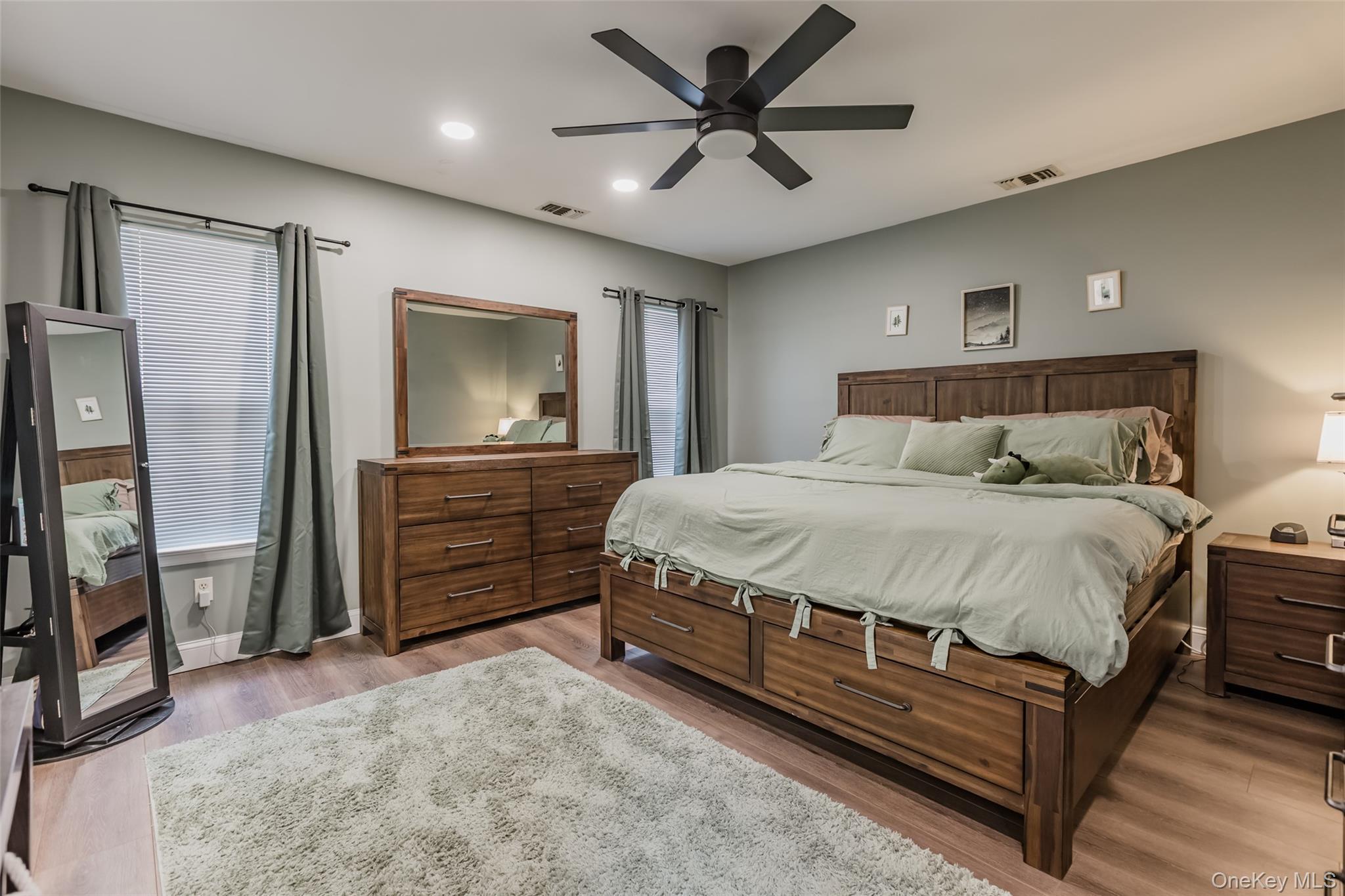 Single Family Julia Circle Suffolk County, NY 11953, MLS-989571-10