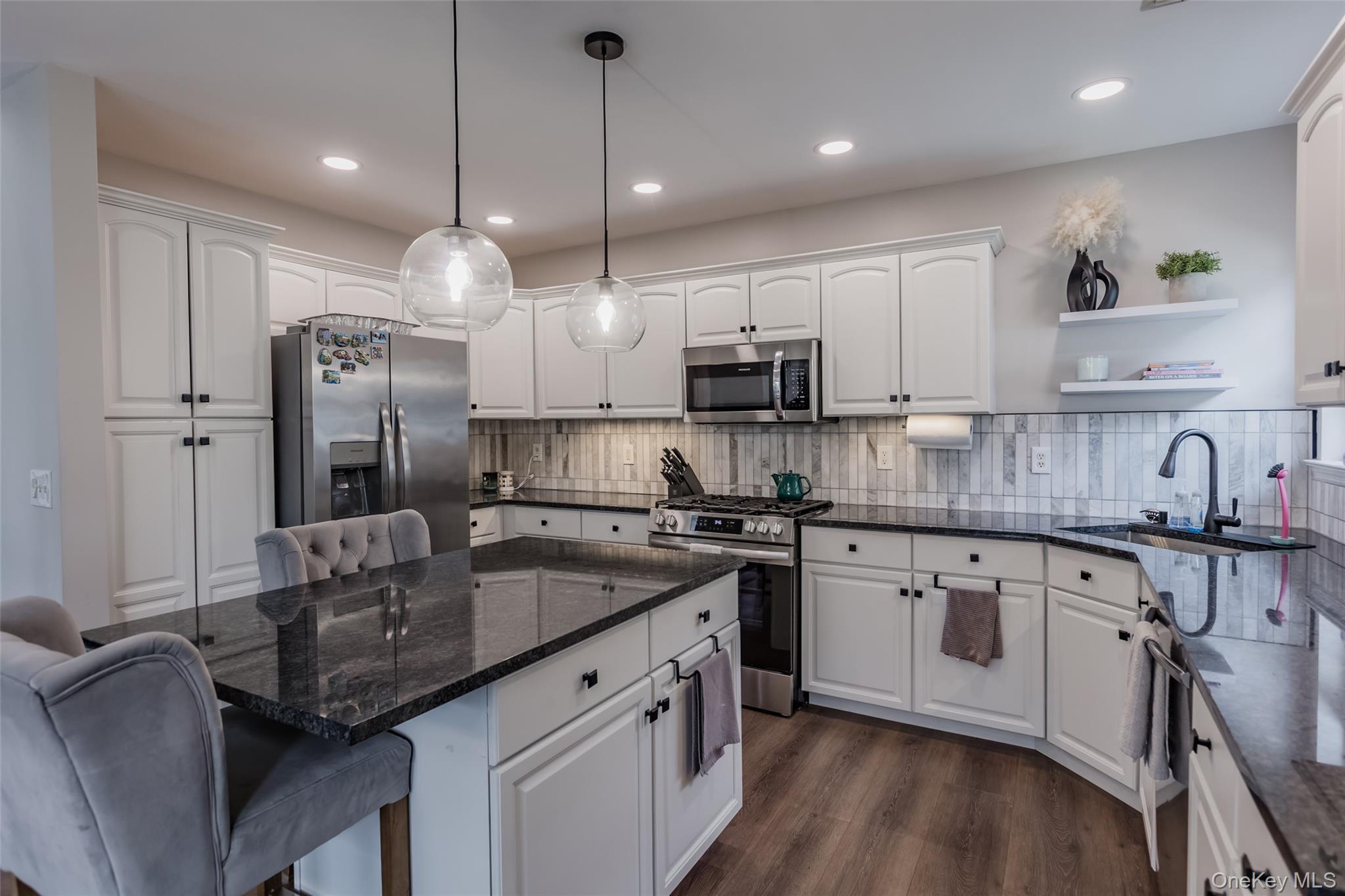 Single Family Julia Circle Suffolk County, NY 11953, MLS-989571-21