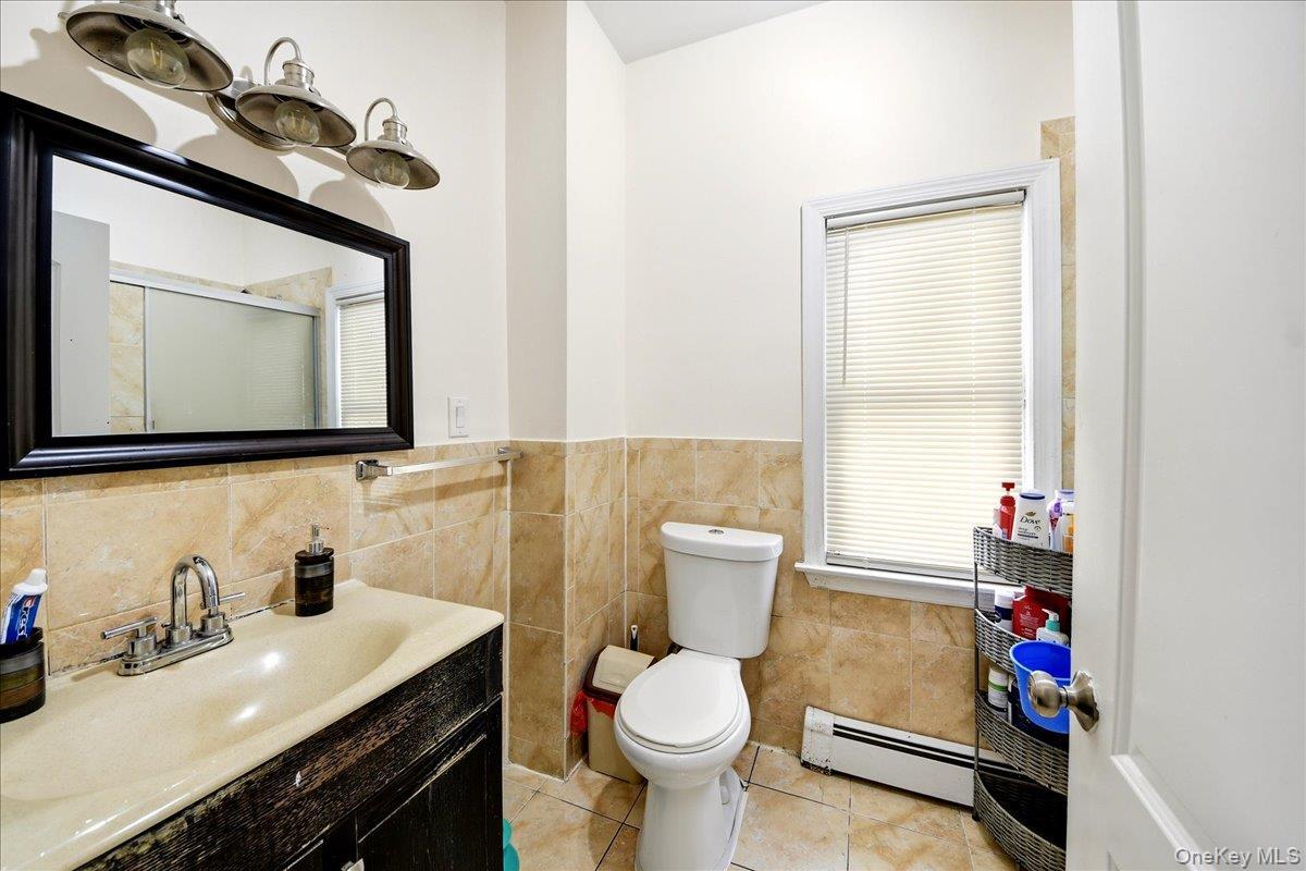 Single Family Ely  Bronx, NY 10469, MLS-989577-11