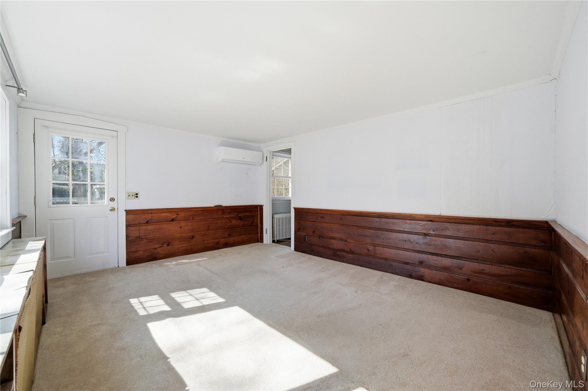 Single Family Central  Suffolk County, NY 11701, MLS-989580-21