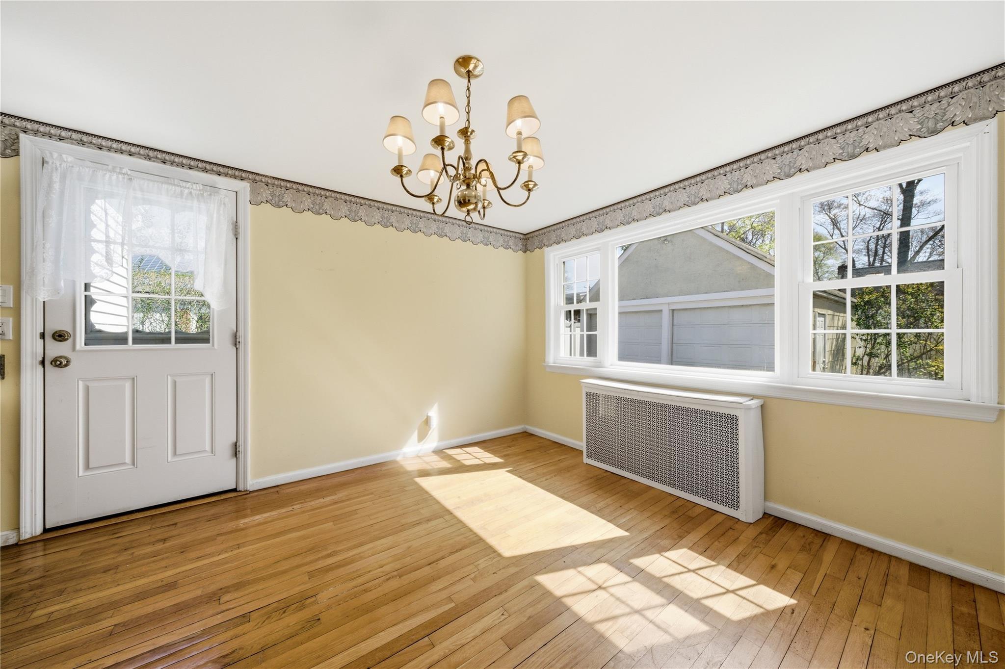 Single Family Central  Suffolk County, NY 11701, MLS-989580-25