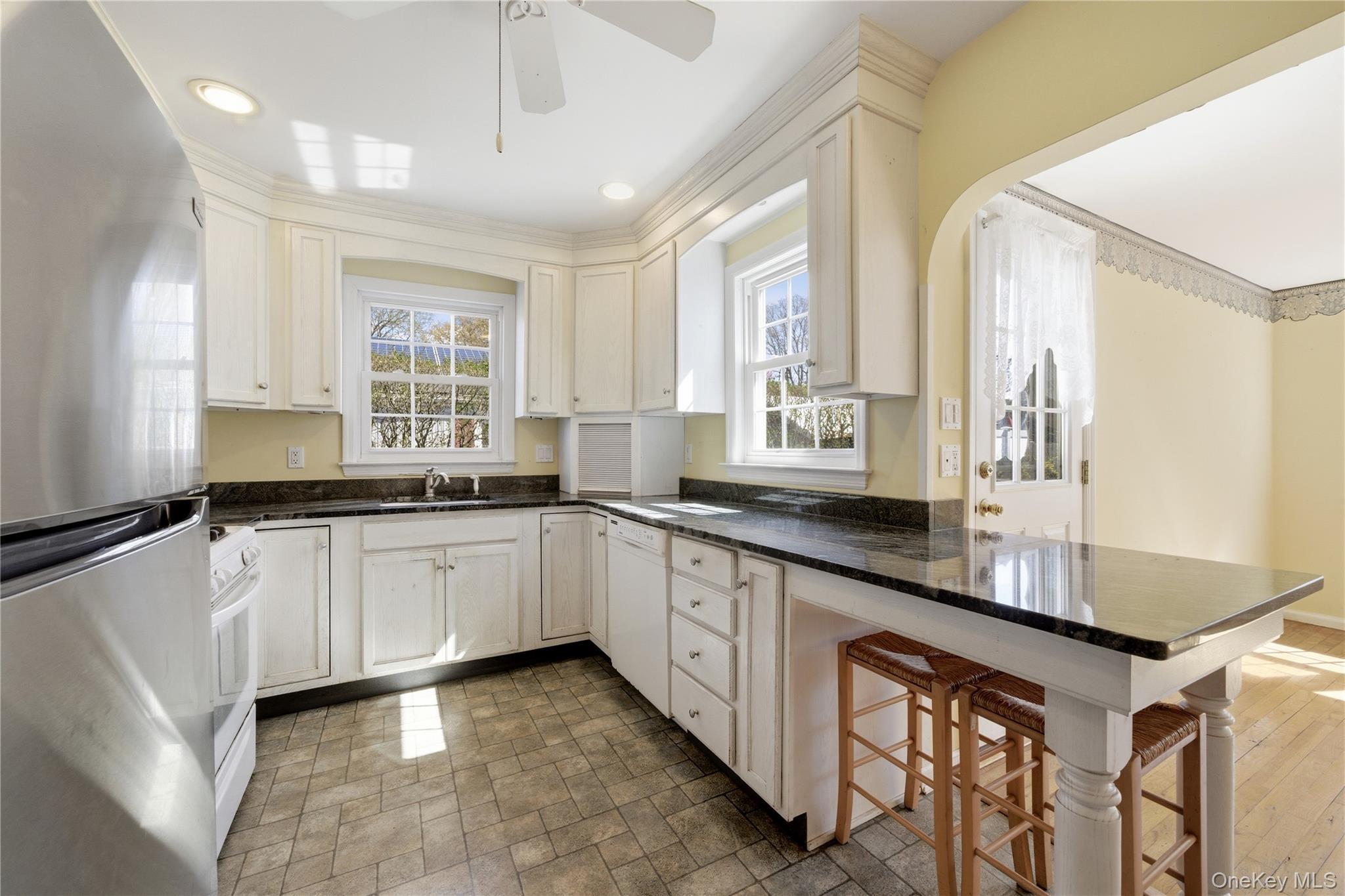 Single Family Central  Suffolk County, NY 11701, MLS-989580-29